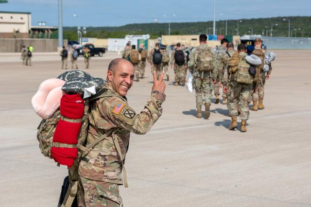 B Co 98th ESB Welcome Home